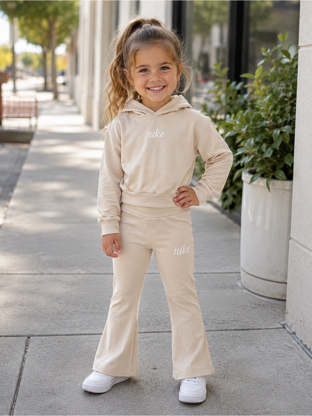 Nike Girls Size 4 Velour Hoodie & Flare Pants 2 Piece Outfit Set Beige NWT